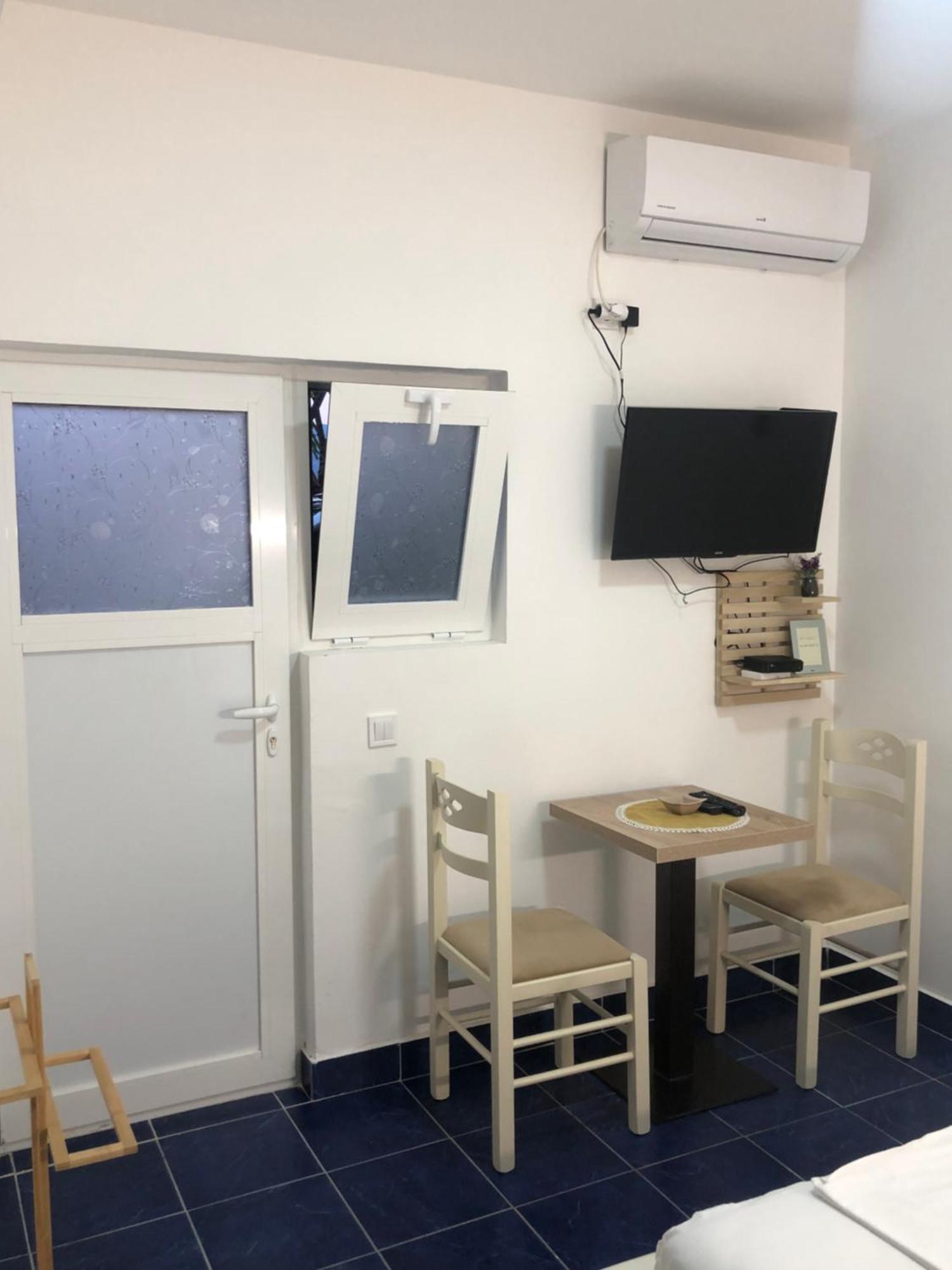 Apartmani Breze Podgorica Extérieur photo
