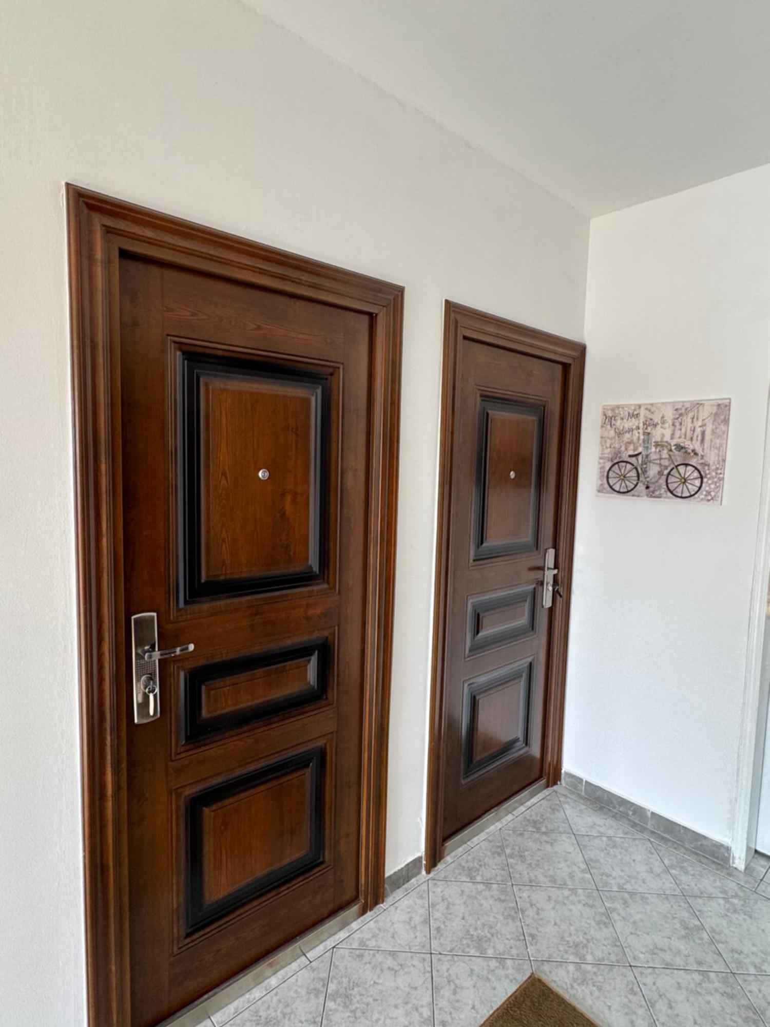 Apartmani Breze Podgorica Extérieur photo